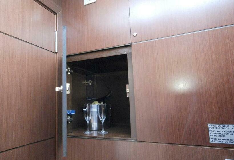 סוויטה עם ג'קוזי, Los Peñascales   Adults Only