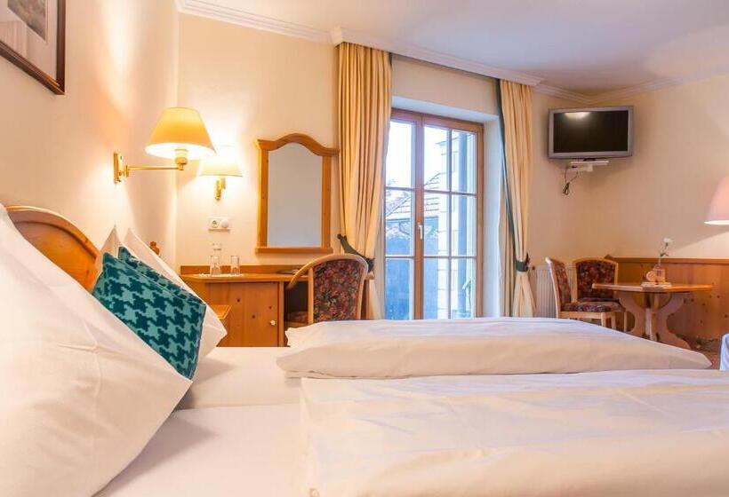 غرفة كلاسيكية ثلاثية, Landhotel Drei Eichen