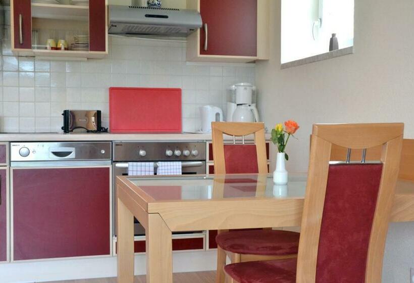 Студио Стандарт с Террасой, Aparthotel Sunrise