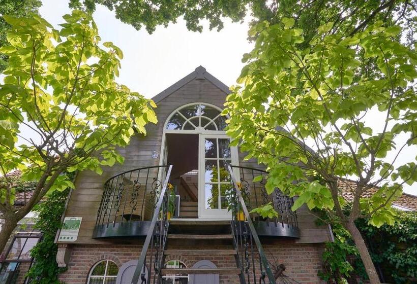 جناح مزوَّد بشرفة, B&b De Joker