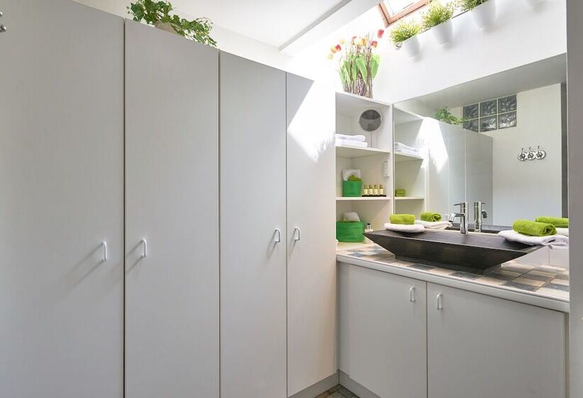 غرفة ديلوكس, B&b De Joker