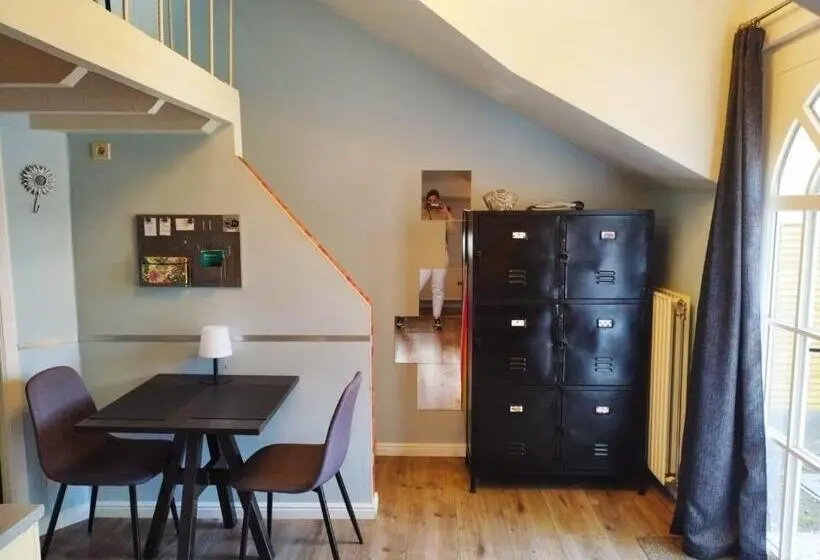 Standard Kolmen Hengen Huone, B&b De Joker