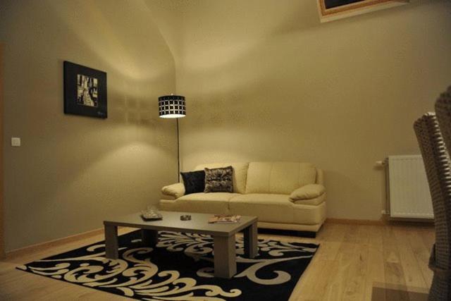 מיטת קינג בסוויטה, B&b Espace Tello