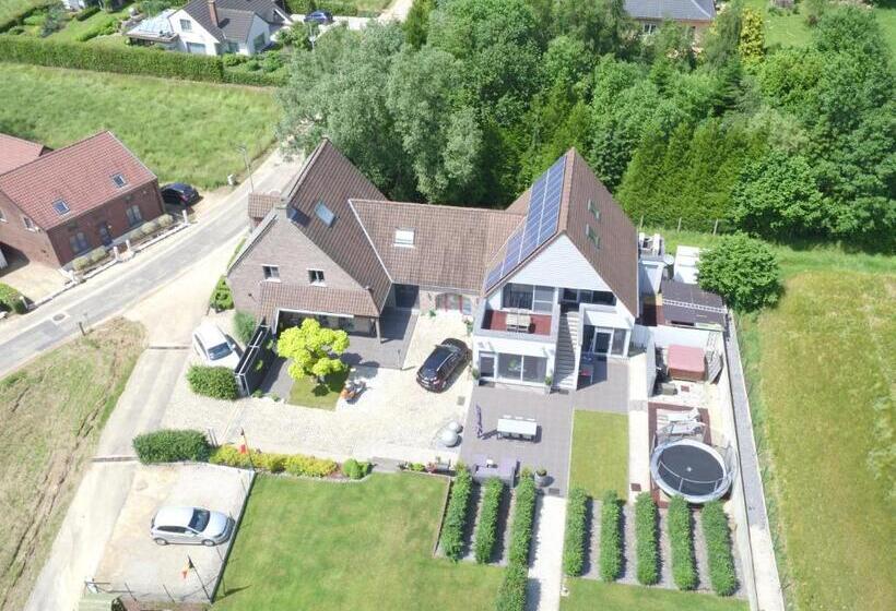 Семейный Номер Deluxe, B&b Hakuna Matata