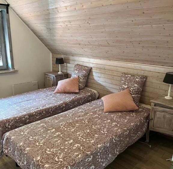 Семейный Номер, B&b 't Hemelbedje