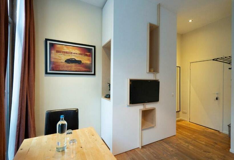 Номер Стандарт, Because The Night City Lodge