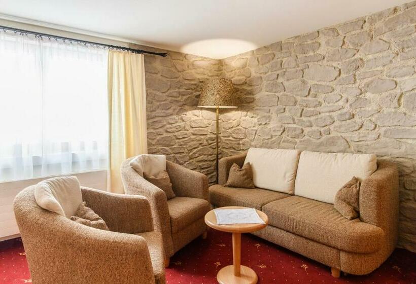 Номер Стандарт, Alpenrose