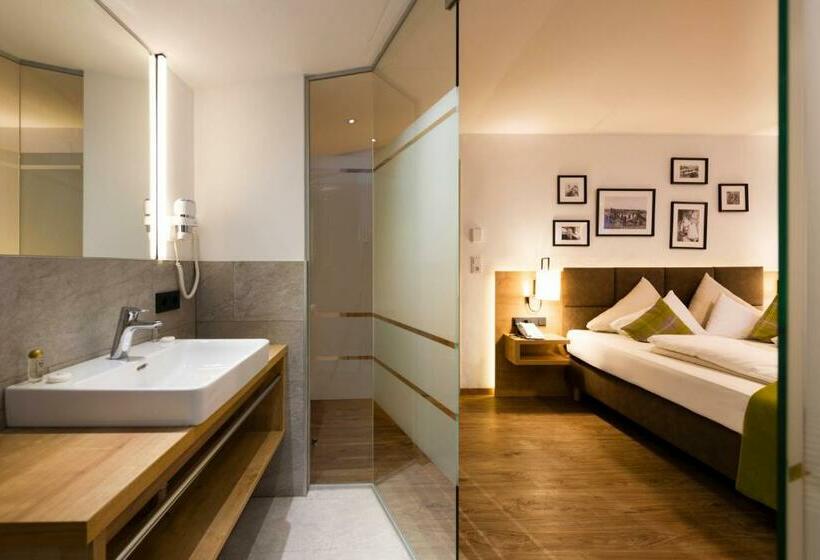 マウンテンビュースタンダードルーム, Brugger