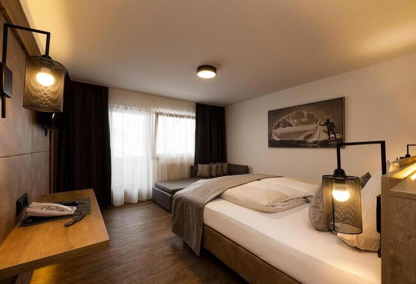 スタンダードルーム, Brugger