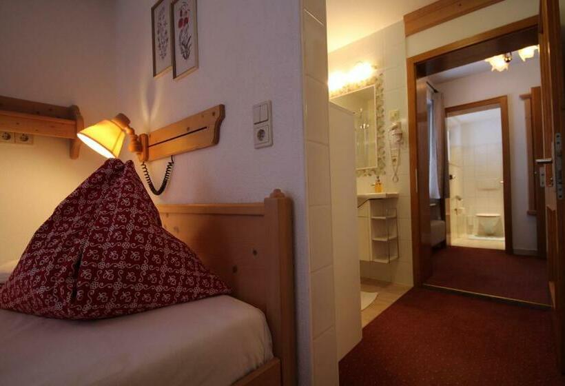 Номер Стандарт Индивидуальный, Garni Lärchenhof