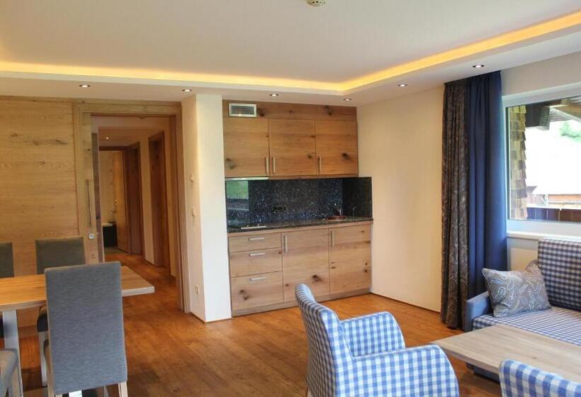 Апартаменты 2 Спальни с Балконом, Garni Lärchenhof