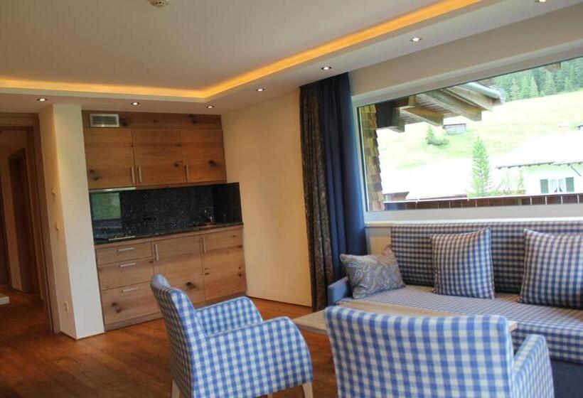 Апартаменты 2 Спальни с Балконом, Garni Lärchenhof