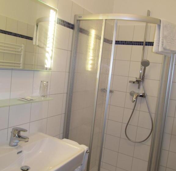 패밀리 룸, Goldener Ochs