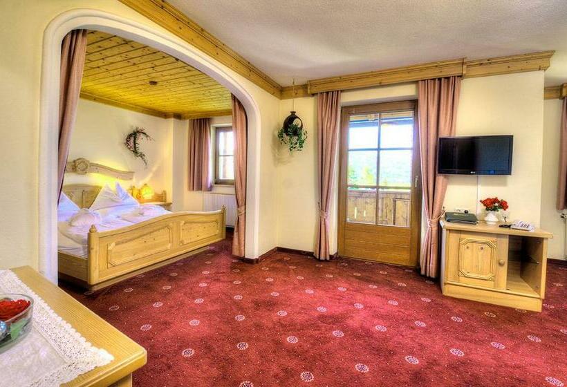 סוויטת ג'וניור עם מרפסת, Häuserl Im Wald