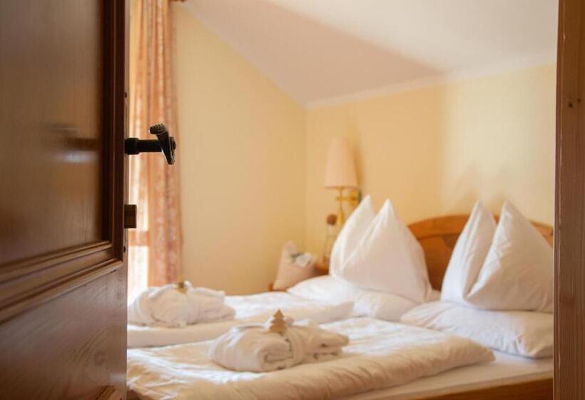 סוויטת ג'וניור עם מרפסת, Häuserl Im Wald