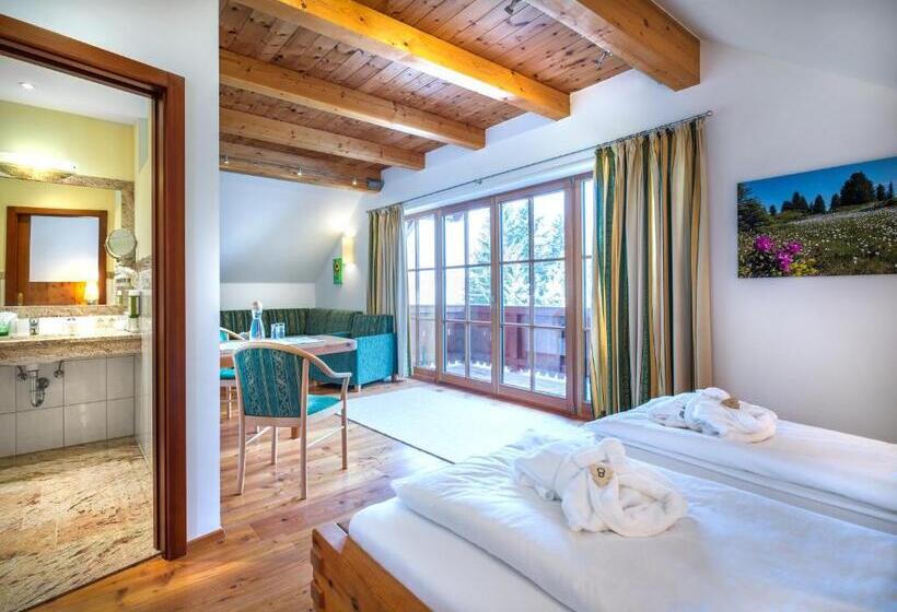 סוויטה משפחתית, Häuserl Im Wald