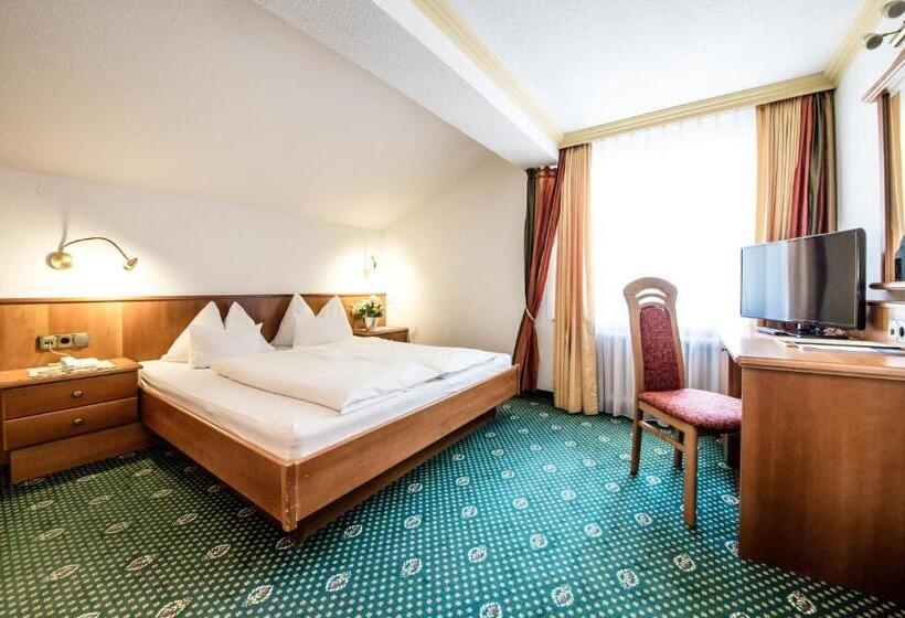 スタンダードルーム, Kristall