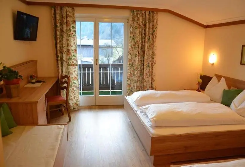 Standard Kolmen Hengen Huone, Landgasthof Reitsamerhof