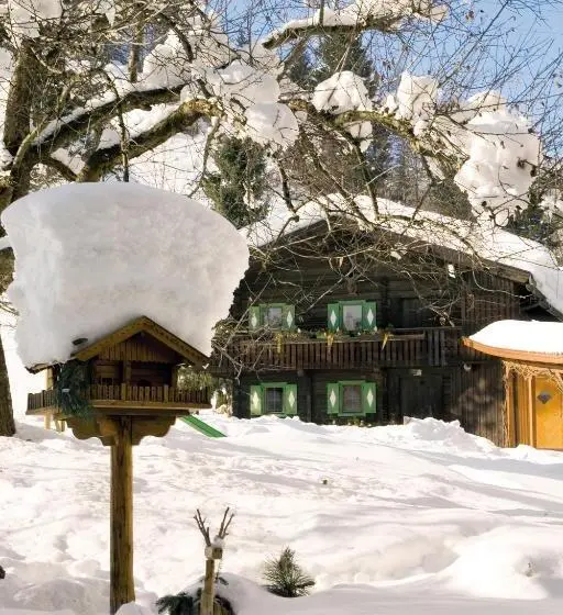 Talo 1 Makuuhuone, Landgasthof Reitsamerhof
