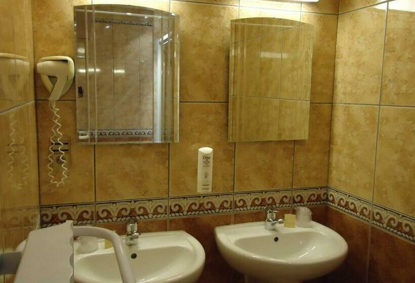 جناح, Le Pole Europeen