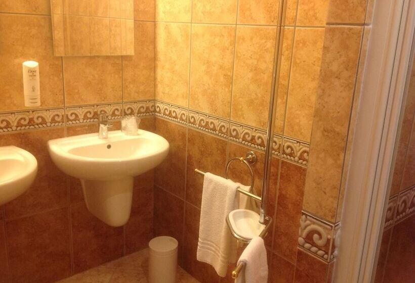 جناح, Le Pole Europeen