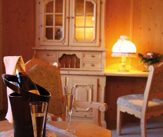 标准间带阳台, Omesberg