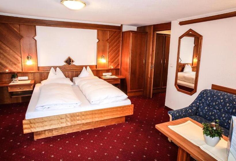 Семейный Номер Deluxe, Post Kappl