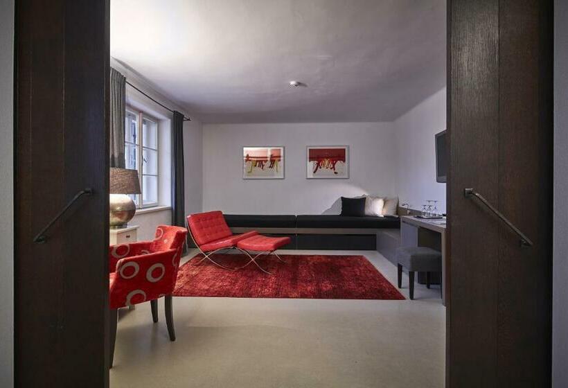 家庭套房, Residenz Velich