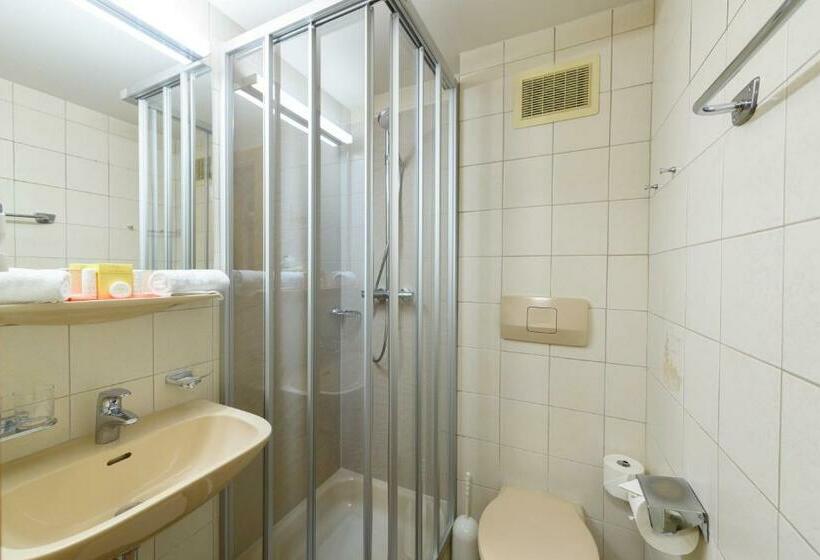 חדר סטנדרט, Schiederhof