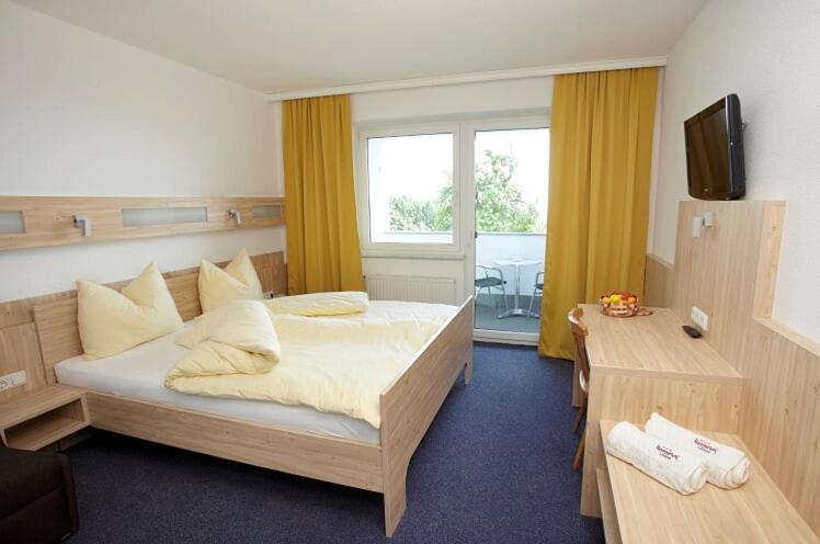 バルコニー付きスタンダードルーム, Landhotel Haagerhof