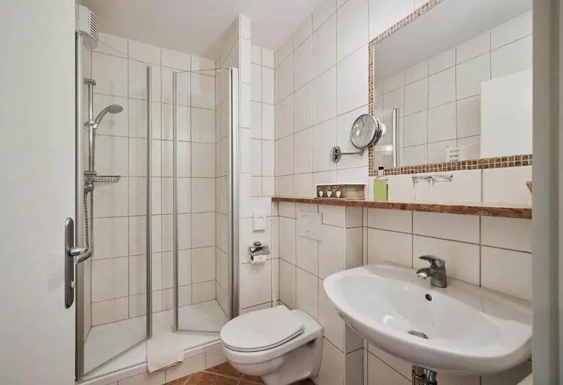 Standard Yhden Hengen Huone, Gasthaus Hotel Oberwirt