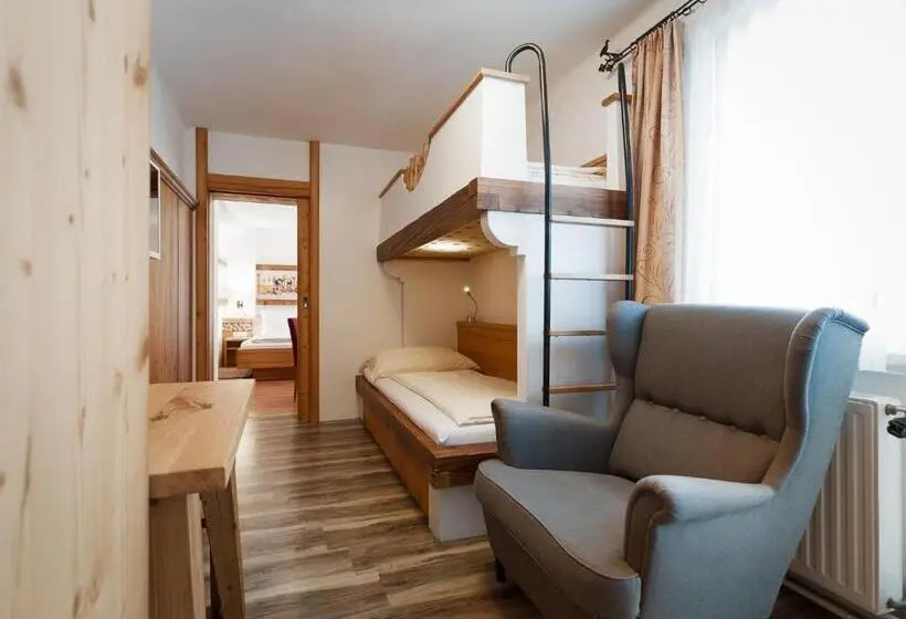 ファミリールーム, Märchenhotel Waldpension Nebelstein