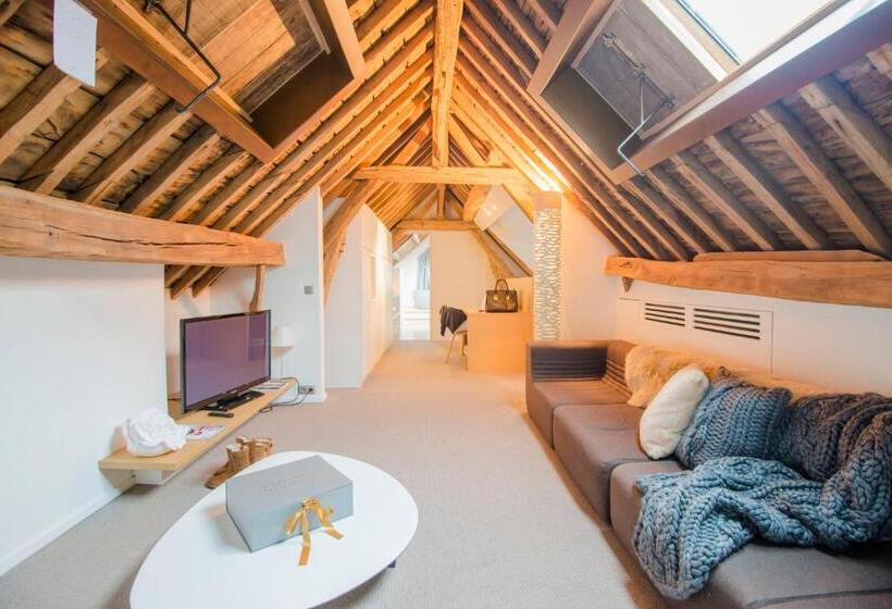 스위트 도시 전망, Ne5t Hotel & Spa