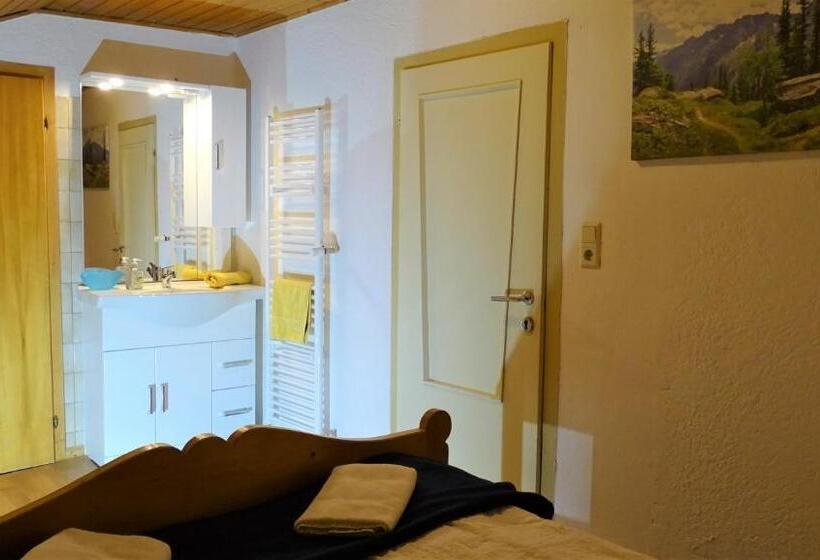 Люкс Семейный 2 Спальни, Alpinresort Derbacherhof