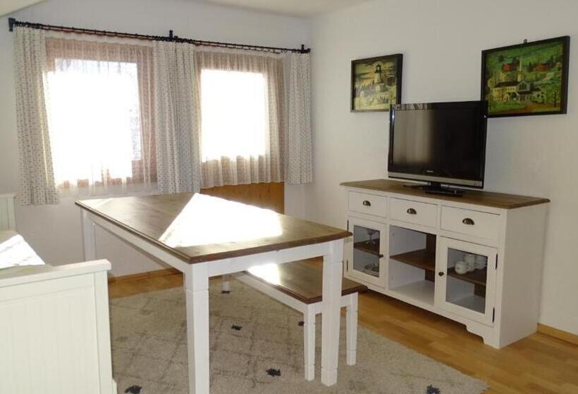 סוויטה משפחתית 2 חדרי שינה, Alpinresort Derbacherhof