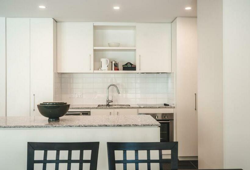 آپارتمان 2 خوابه, Blue Peaks Apartments