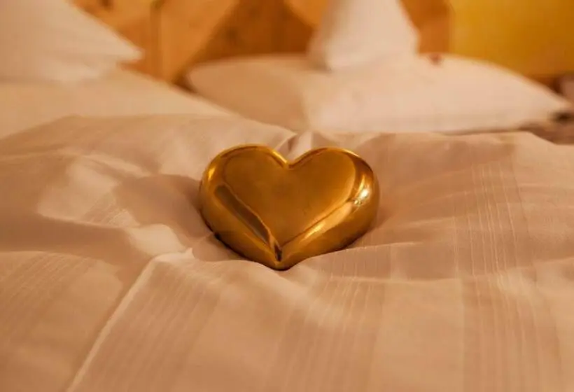 سوئیت با بالکن, Am Dorfplatz Suites  Adults Only