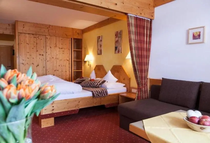 سوییت جونیور, Am Dorfplatz Suites  Adults Only