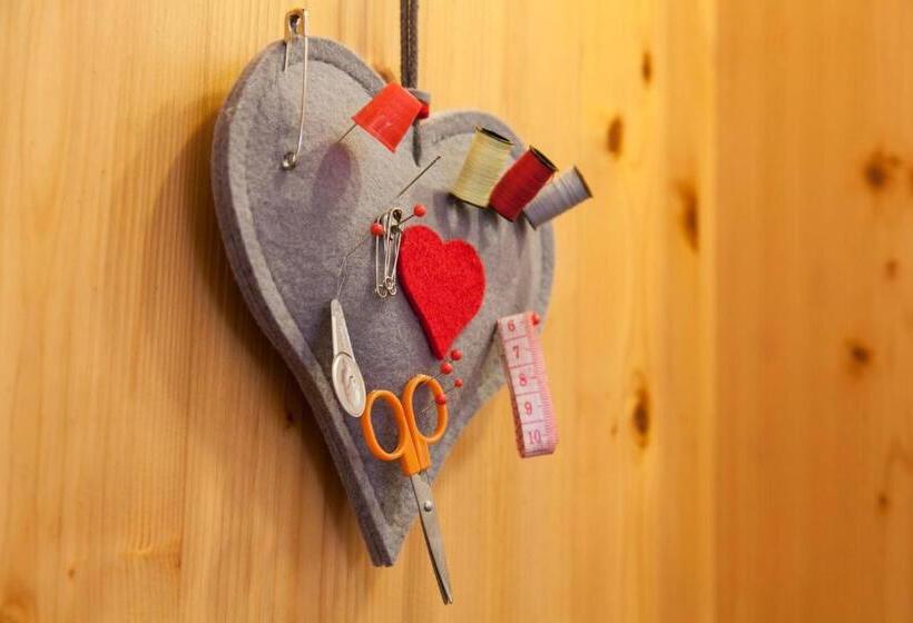 سوییت جونیور, Am Dorfplatz Suites  Adults Only