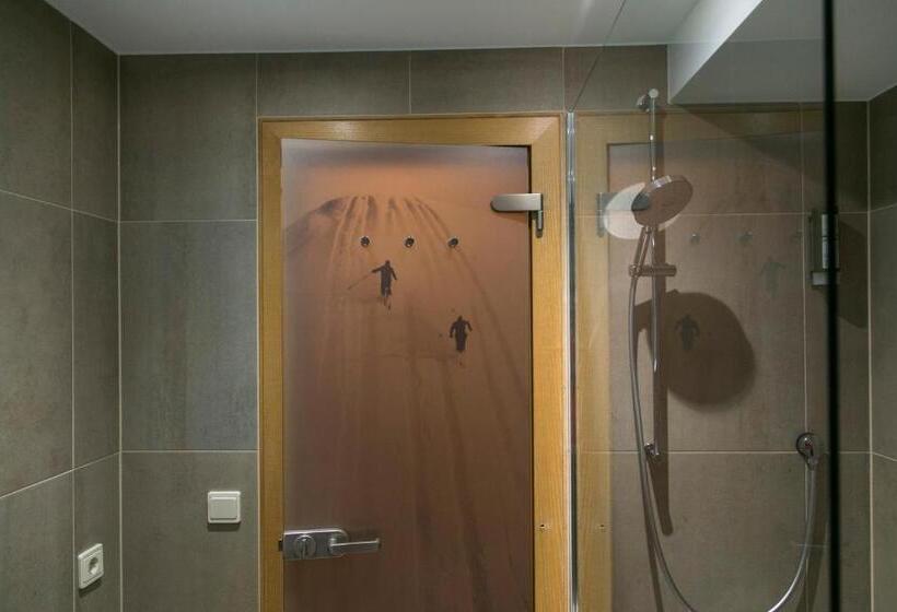 سوییت جونیور, Am Dorfplatz Suites  Adults Only