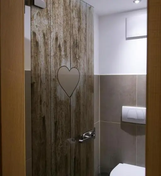 سوییت جونیور, Am Dorfplatz Suites  Adults Only
