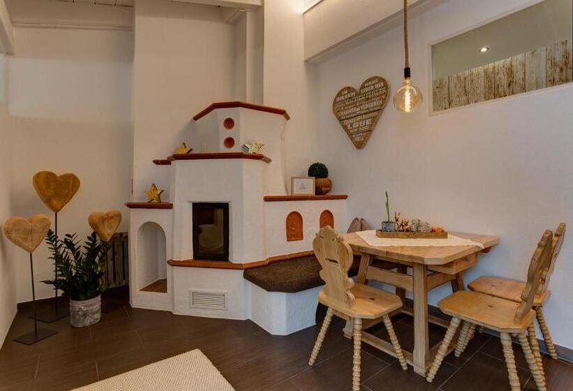 سوئیت 2 خوابه, Am Dorfplatz Suites  Adults Only