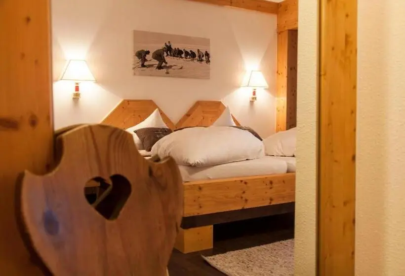 سوییت جونیور, Am Dorfplatz Suites  Adults Only