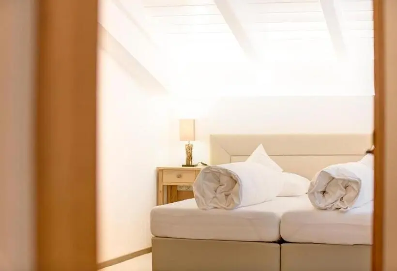 سوئیت 2 خوابه, Am Dorfplatz Suites  Adults Only