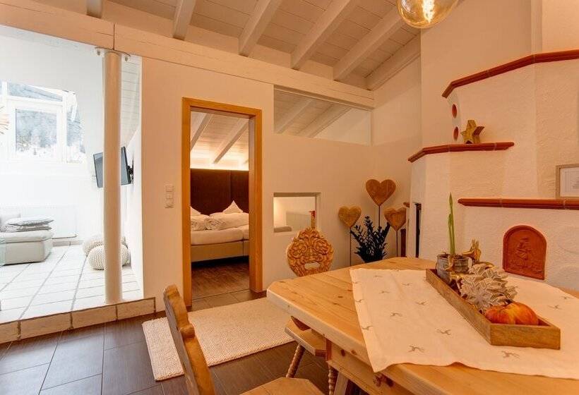 سوئیت 2 خوابه, Am Dorfplatz Suites  Adults Only