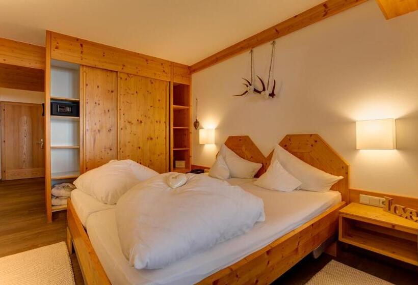 Полулюкс, Am Dorfplatz Suites  Adults Only