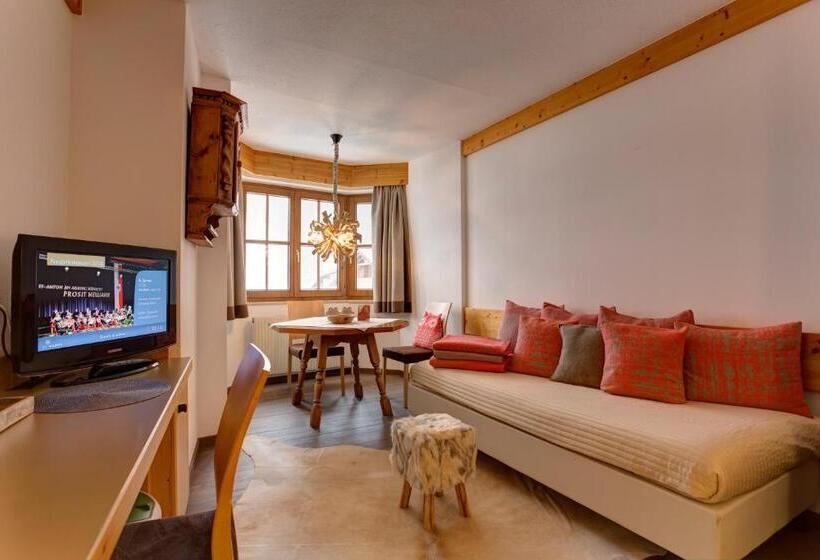 Полулюкс, Am Dorfplatz Suites  Adults Only