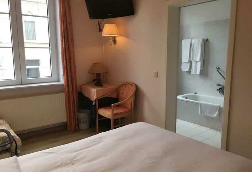 غرفة قياسية, Claridge