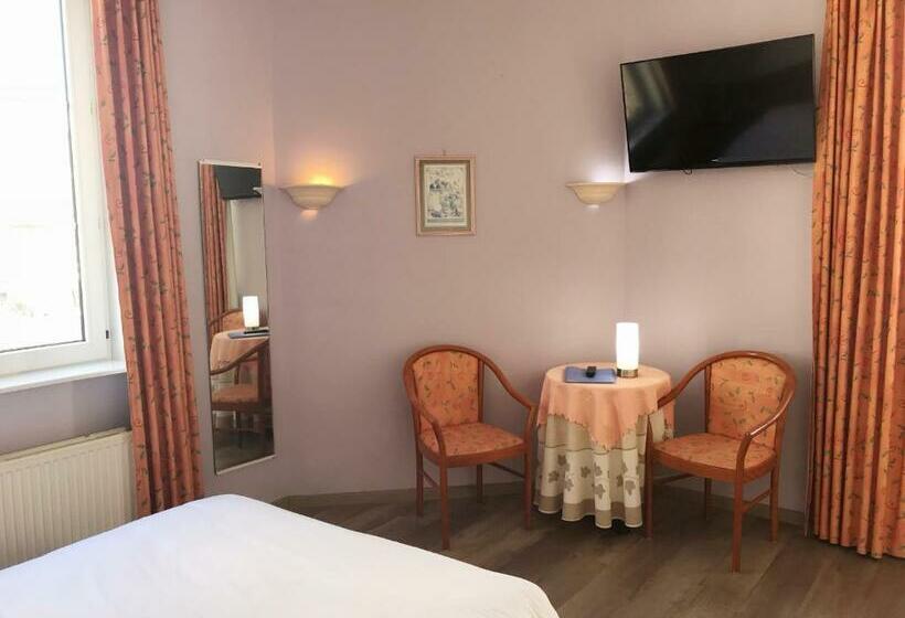 غرفة قياسية, Claridge