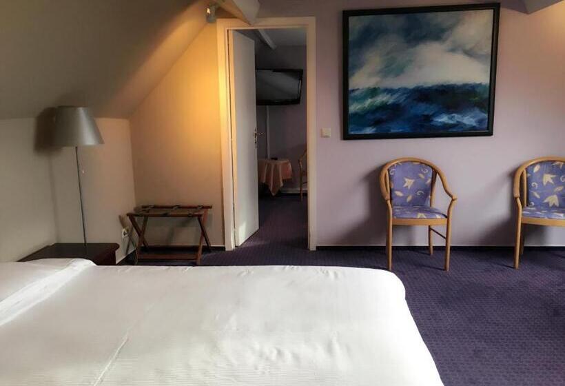 غرفة عائلية, Claridge